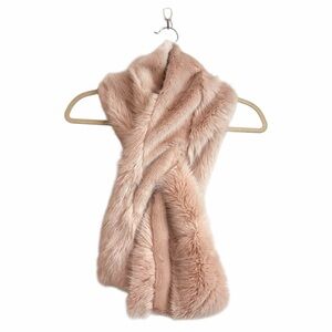 Banana Republic Soft Pink Faux Fur Scarf Satin Lined Pull Through One Size